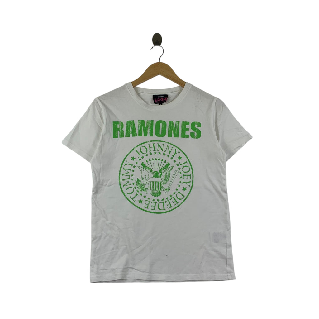 RAMONES PUNK BAND Seal White Logo Promo Tee Shirt Top Album Tour Live