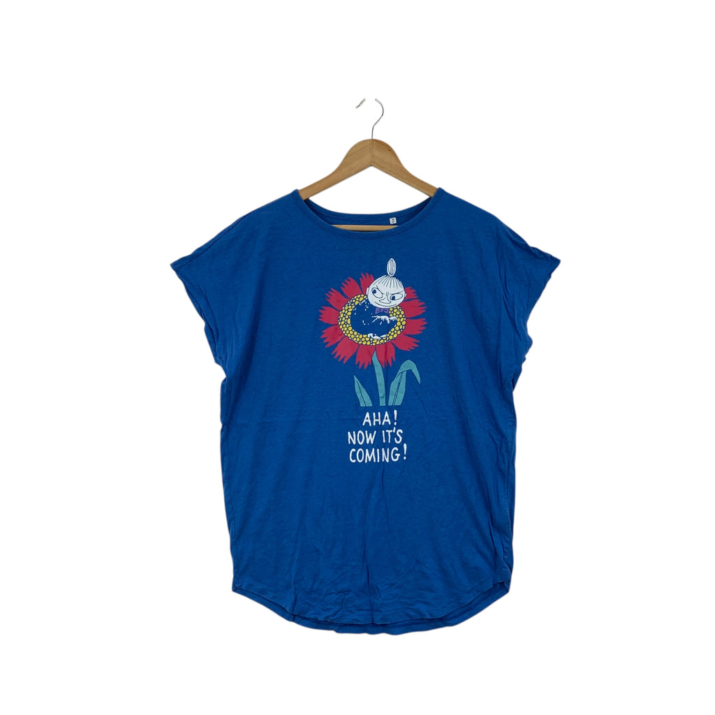 UNIQLO x MOOMIN SNUFKIN Little My Its Coming Tee Shirt Anime Fairy Tales Carton