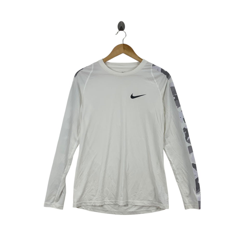 NIKE DRI FIT Sportswear Camouflage Sleeve Tee Shirt Top Swoosh Logo Long Sleeve