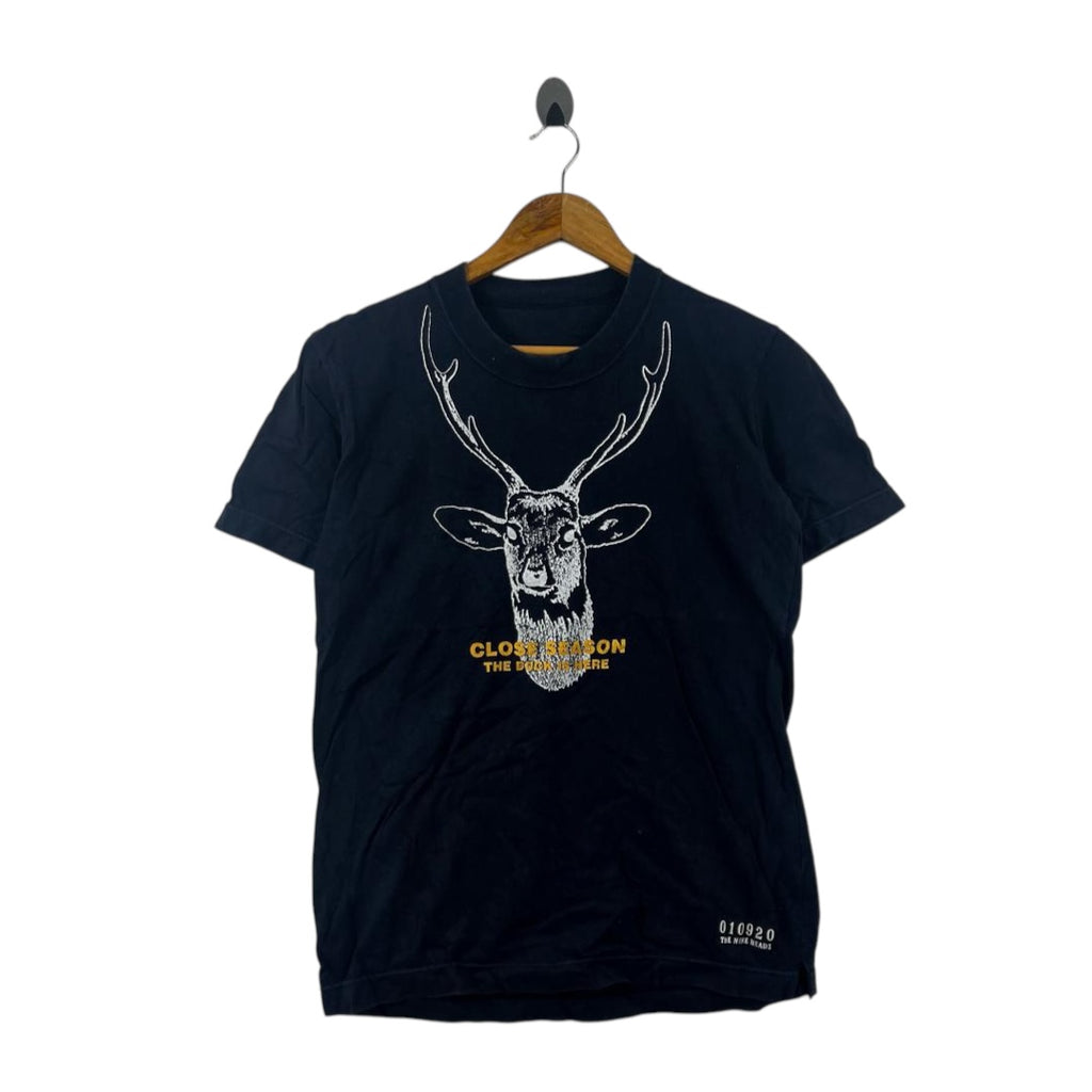 Vintage THE NINE HEADS Close Season Buck Hunting Tee Shirt 010920 Nepenthes Designer