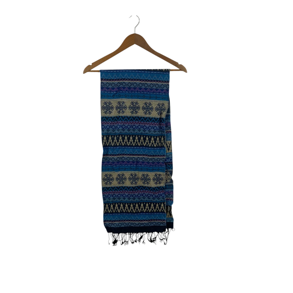 Vintage AZTEC SNOW PEAKS Made In Germany Muffler Scarf Shawl Fringes