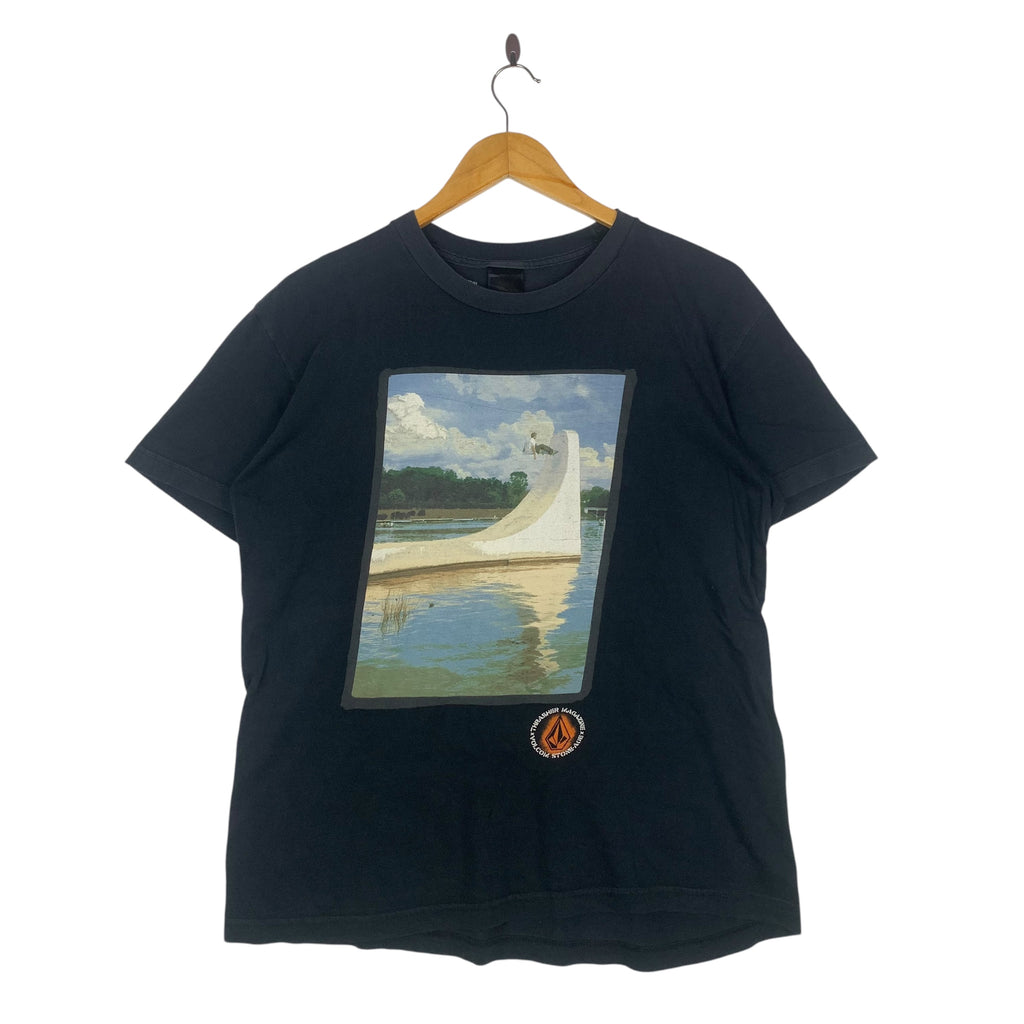 THRASHER MAGAZINE x VOLCOM STONE-AGE Scenic Ramp Tee Shirt Top Skateboard Streetwear Short Sleeve