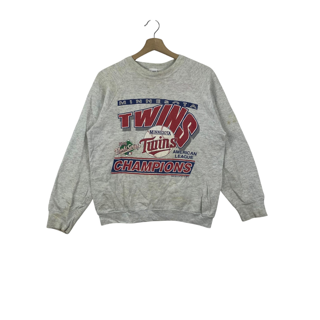 Vintage 1991 MINNESOTA TWINS WORLD Series Champions Graphic Sweatshirt Fruit of the Loom Retro MLB Baseball Crewneck Pullover
