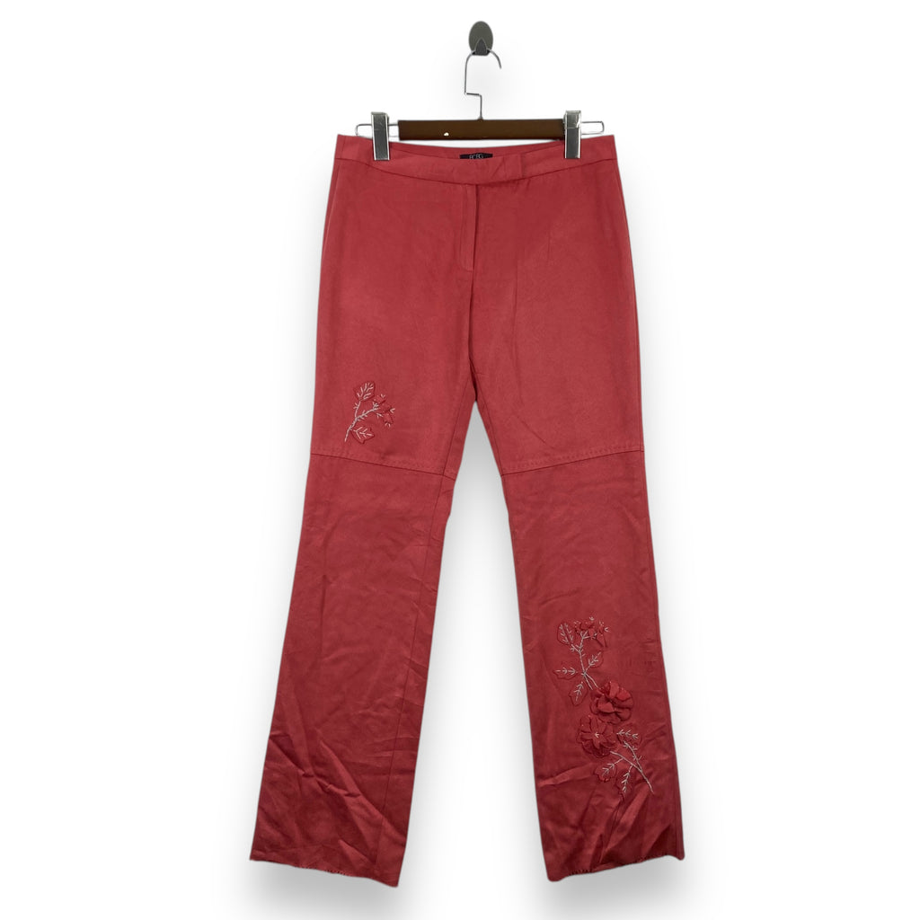 BCBG MAX AZRIA COLLECTION Women’s Floral Appliqué Detail Red
