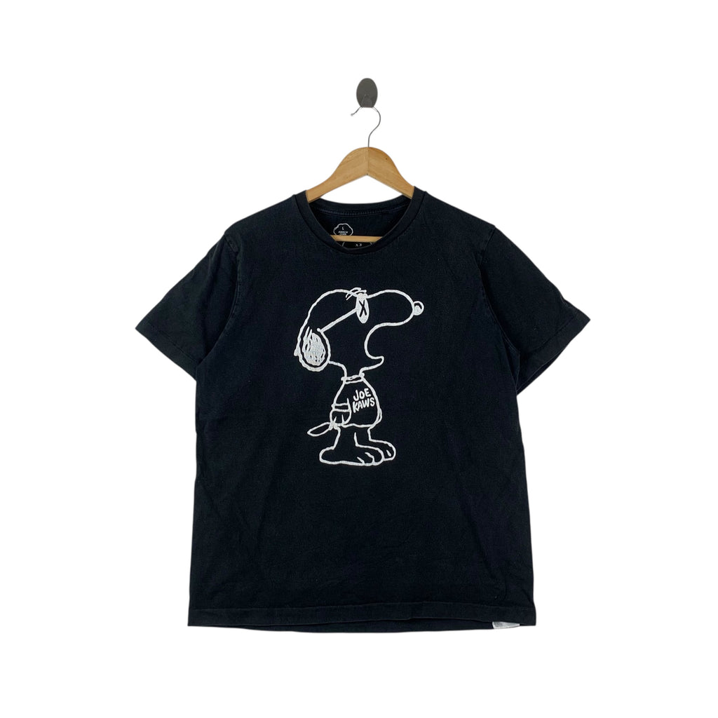 KAWS x UNIQLO x PEANUTS Joe  Snoopy Collaboration Tee Shirt Top Collection