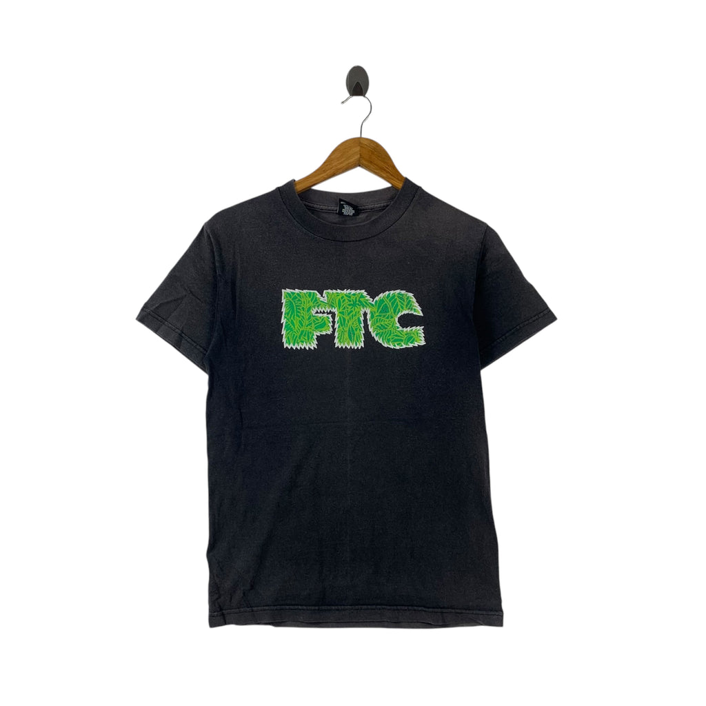 Vintage FTC x BIG FOOT Skateboard Graffiti Rebel Tee Shirt Top Public Enemy