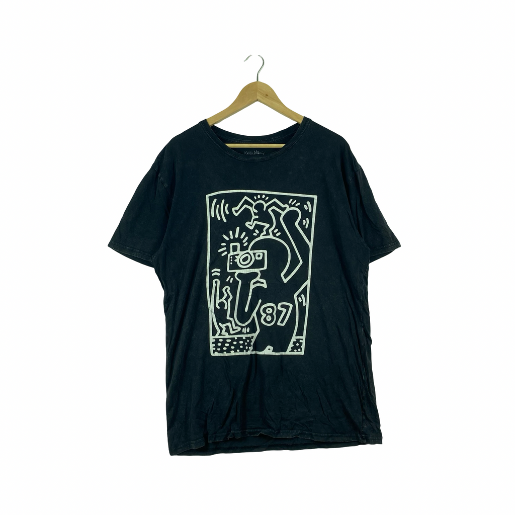 Vintage KEITH HARING Graphic Tee Shirt Pop Art Camera Print Licensed Foundation  Streetwear