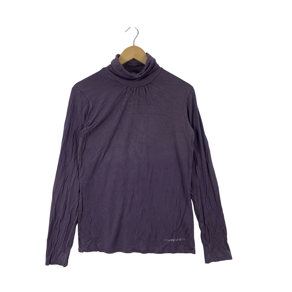 NEWPENNY Embellished Logo Turtleneck Sweatshirt Sweater Knitwear Pullover