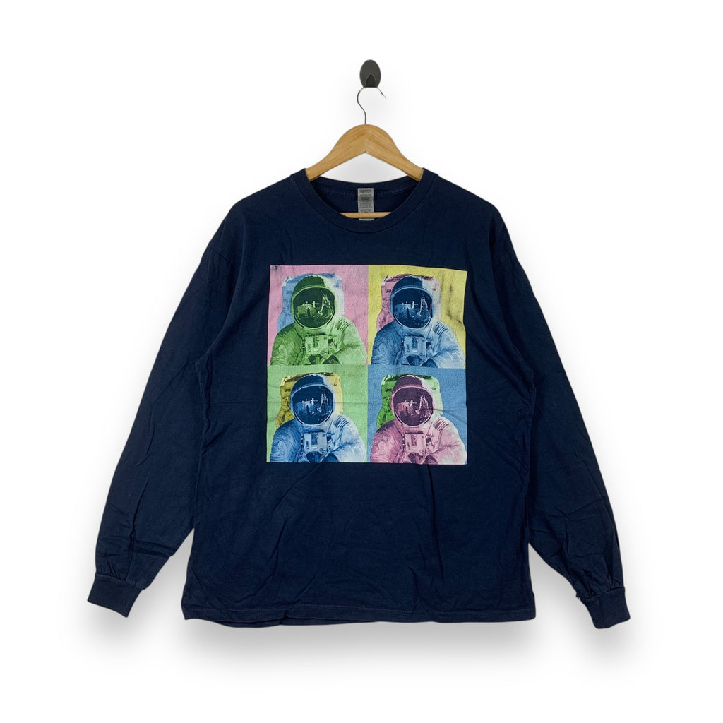 POP ART ASTRONAUT Graphic Design Gildan Tee Shirt Top Long Sleeve