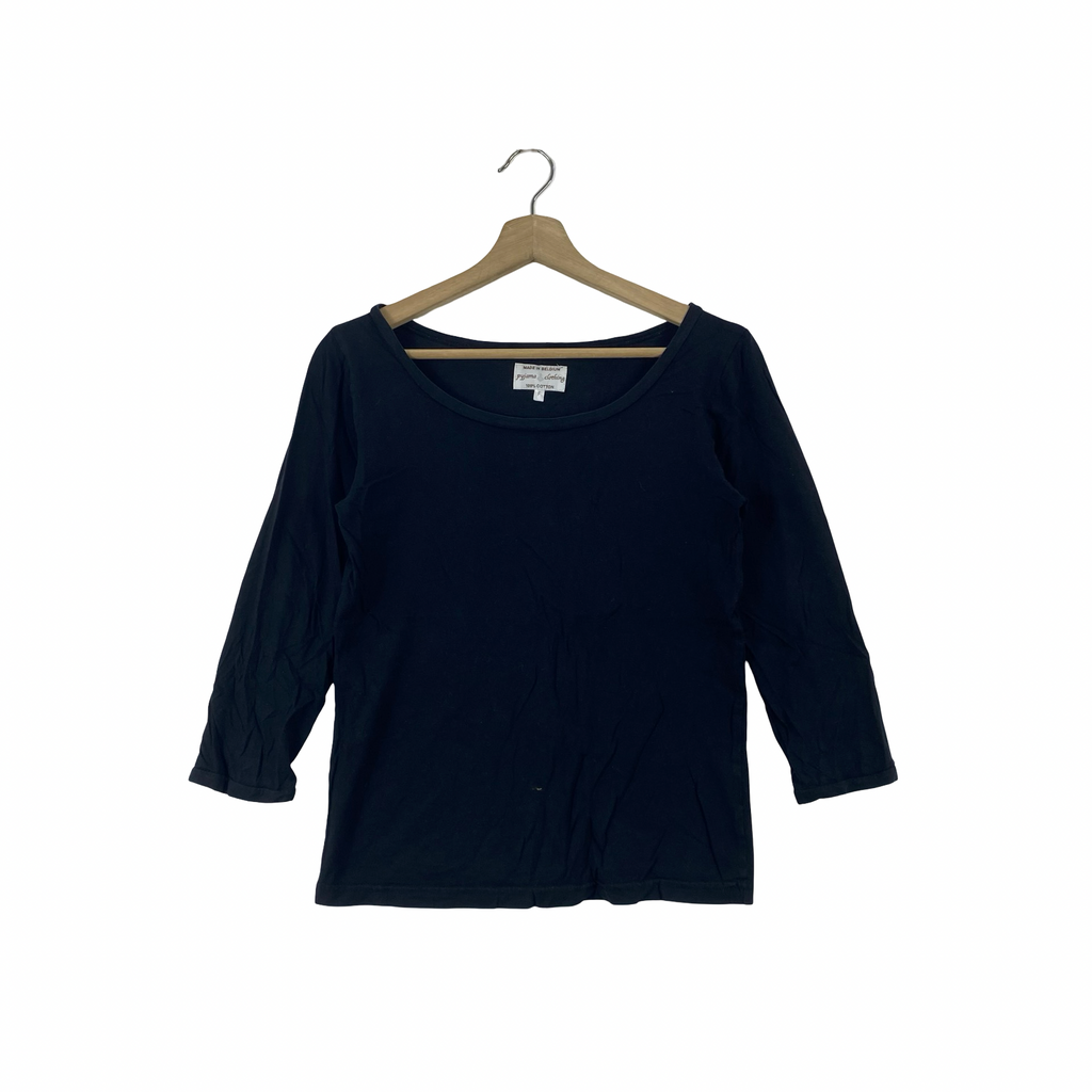 Vintage PYJAMA CLOTHING BELGUIM  Scoop Neck Sleeve Top