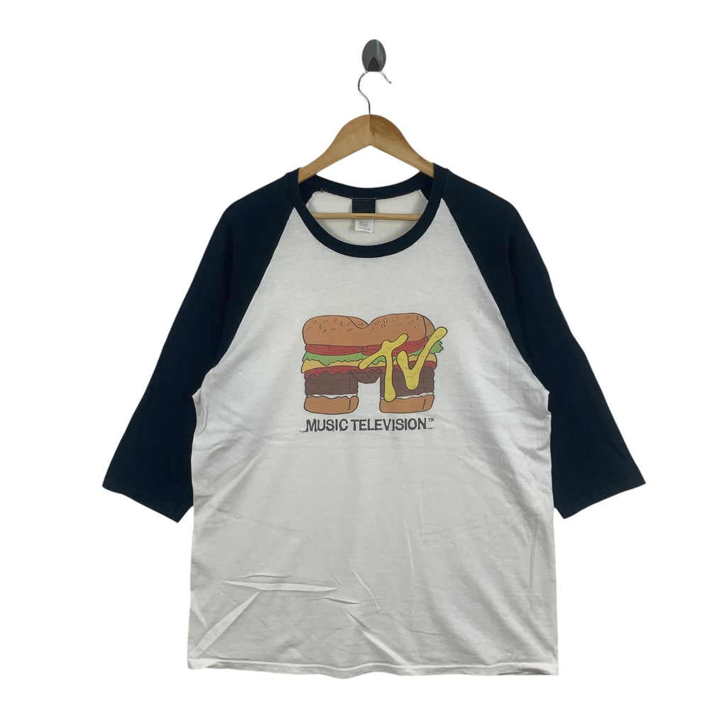 Vintage MUSIC TELEVISION Logo Burger Style Tee Shirt Top Long Sleeve 

Saiz : L

Measurement :      
pit to pit : 21”
collar to hem : 30”
shoulder to shoulder : “
sleeve length : 22.5”

Condition : In Good Condition

Payment: 
Please complete the payment