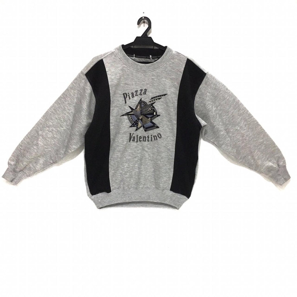 Vintage PIAZZA VALENTINO PARIS Crewneck Sweatshirt Sweater Jumper Pullover Big Logo Spell Out