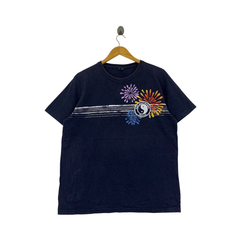 Vintage T&C SURF DESIGNS Town Country Fireworks Tee Shirt Top Hawaii Honolulu