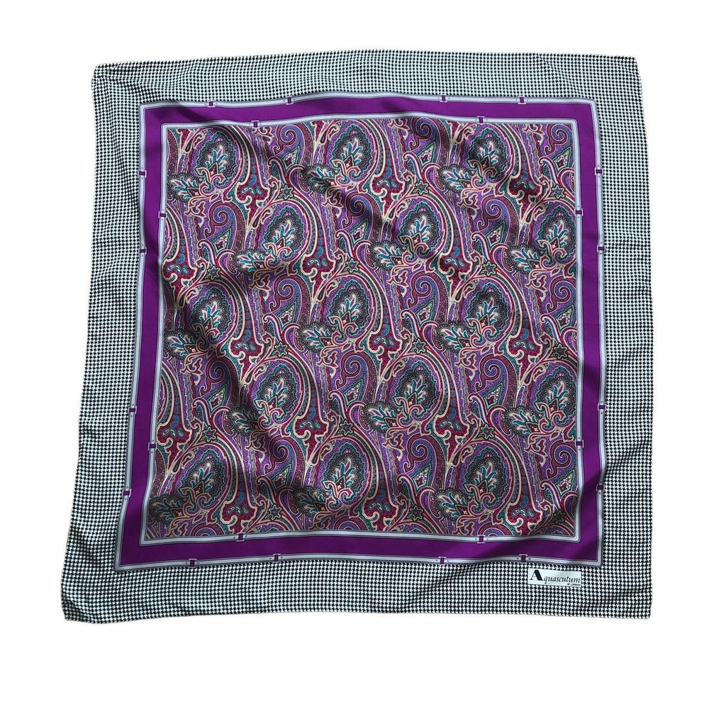 Vtg AQUASCUTUM PAISLEY SILK Symmetry Scarf Shawl Hand Rolled Neckerchief