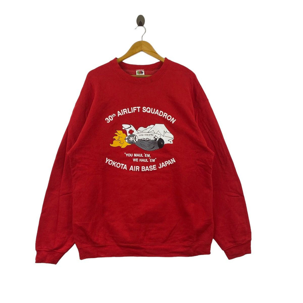 Vintage AIRLIFT SQUADRON Yokota Air Base Japan Sweatshirt Sweater Pullover Jumper