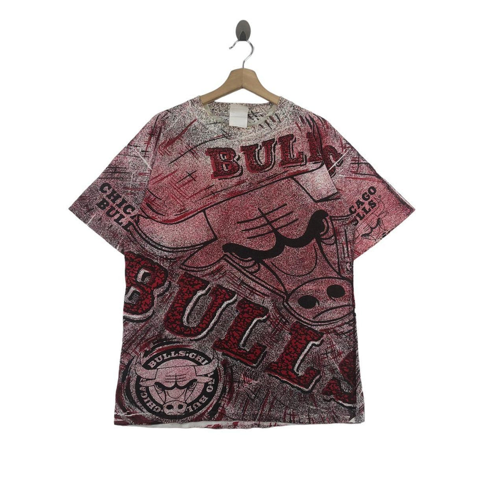 Vintage 90’ CHICAGO BULLS JORDAN Over Print Tee Shirt Top AOP Magic Johnson