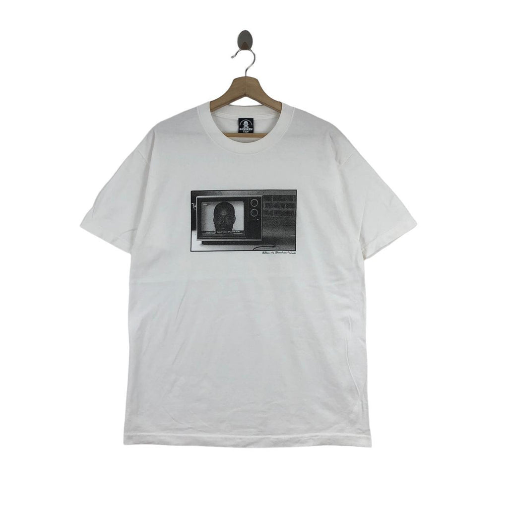 BILLIKEN CHRISTOPHER "DUDUS" Gangster Television News Print White Short Sleeve Tee