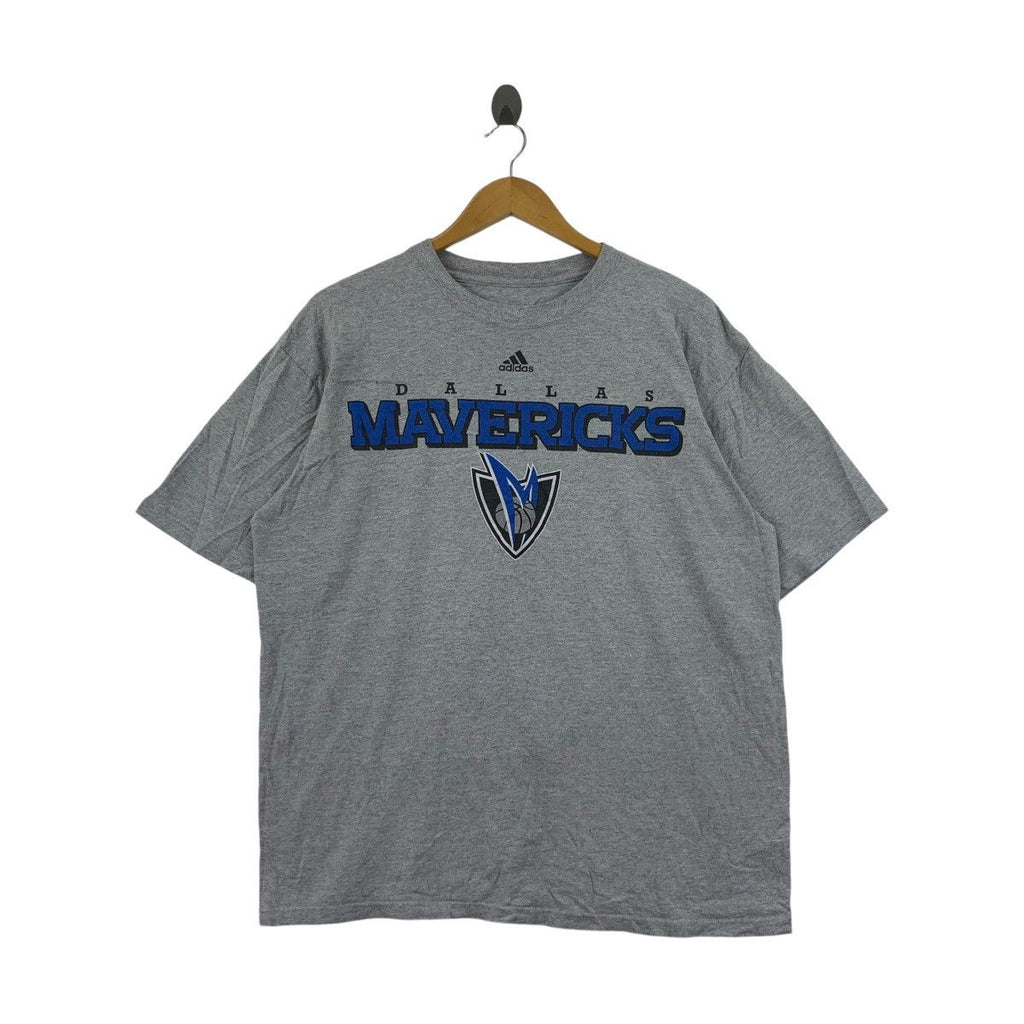 NBA x ADIDAS DALLAS MAVERICK Basketball Tee Shirt Top Play Off