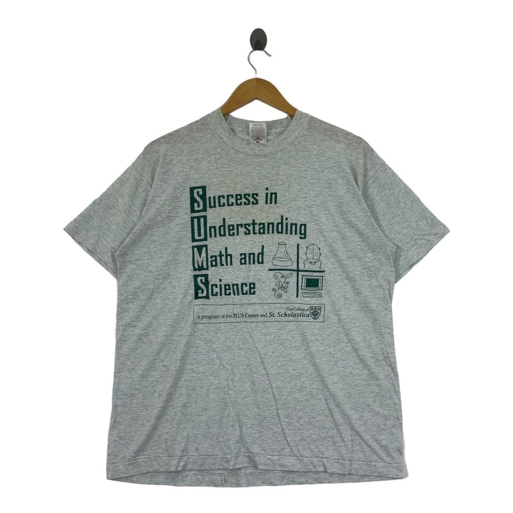 Vintage COLLEGIATE ST. SCHOLASTICA Science Tee Shirt Top Plus Center College