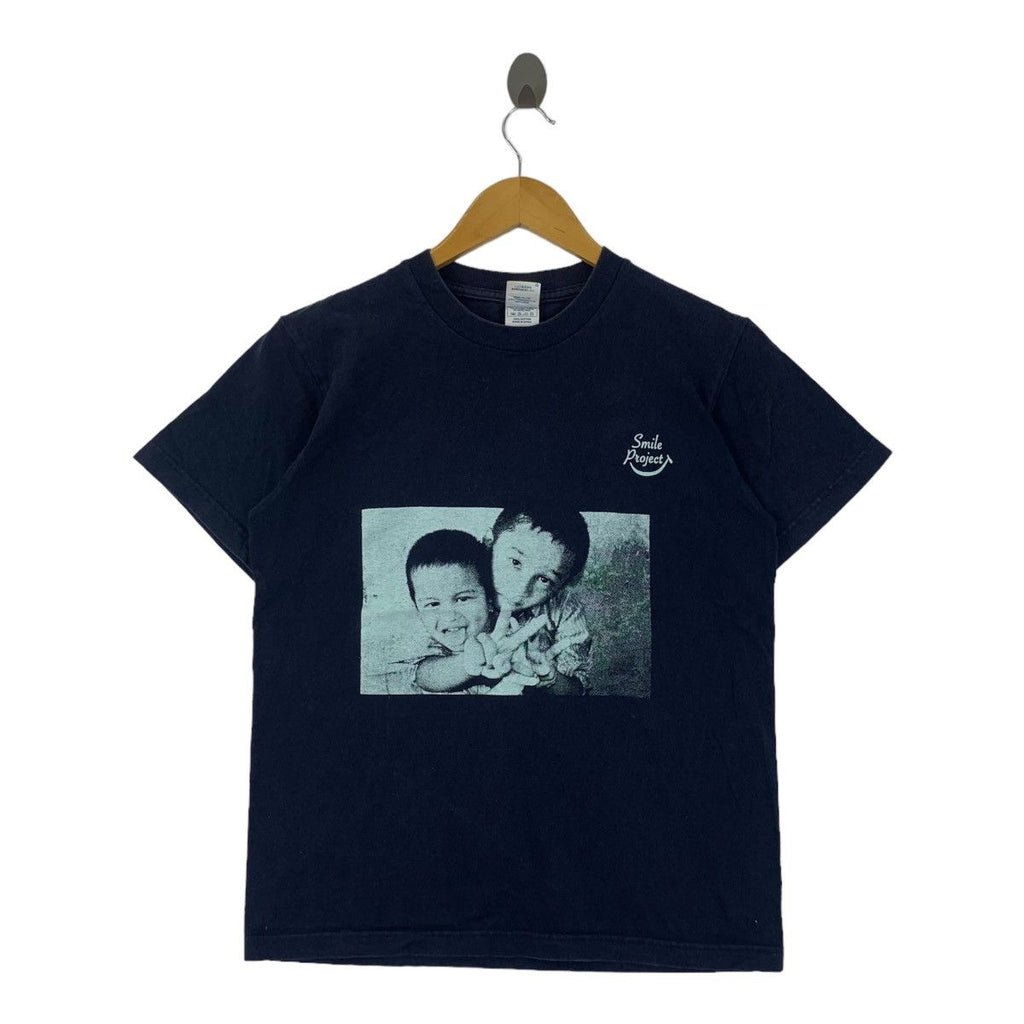 PHOTOFOLIO SMILE PROJECT All Over The World Tee Shirt Top Love Peace