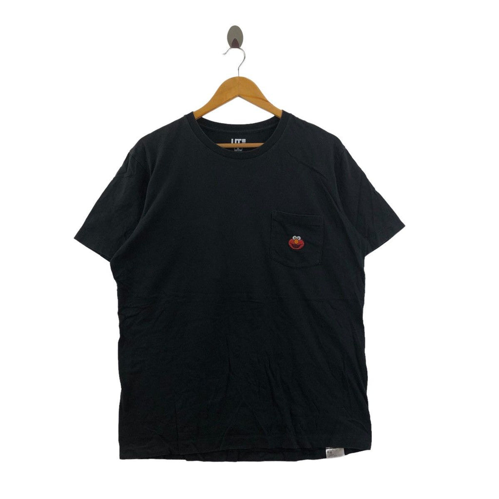 KAWS x UNIQLO Sesame Street Elmo Cartoon Pocket Tee Shirt Collaboration Artist