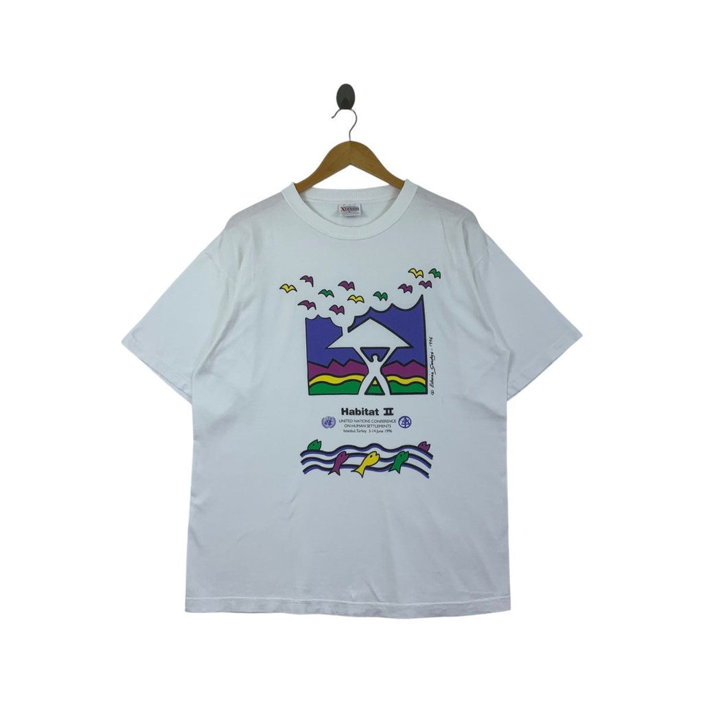 Vintage 1996 EDWINA SANDYS ILLUSTRATION United Nation Tee Shirt Top Human Settlements
