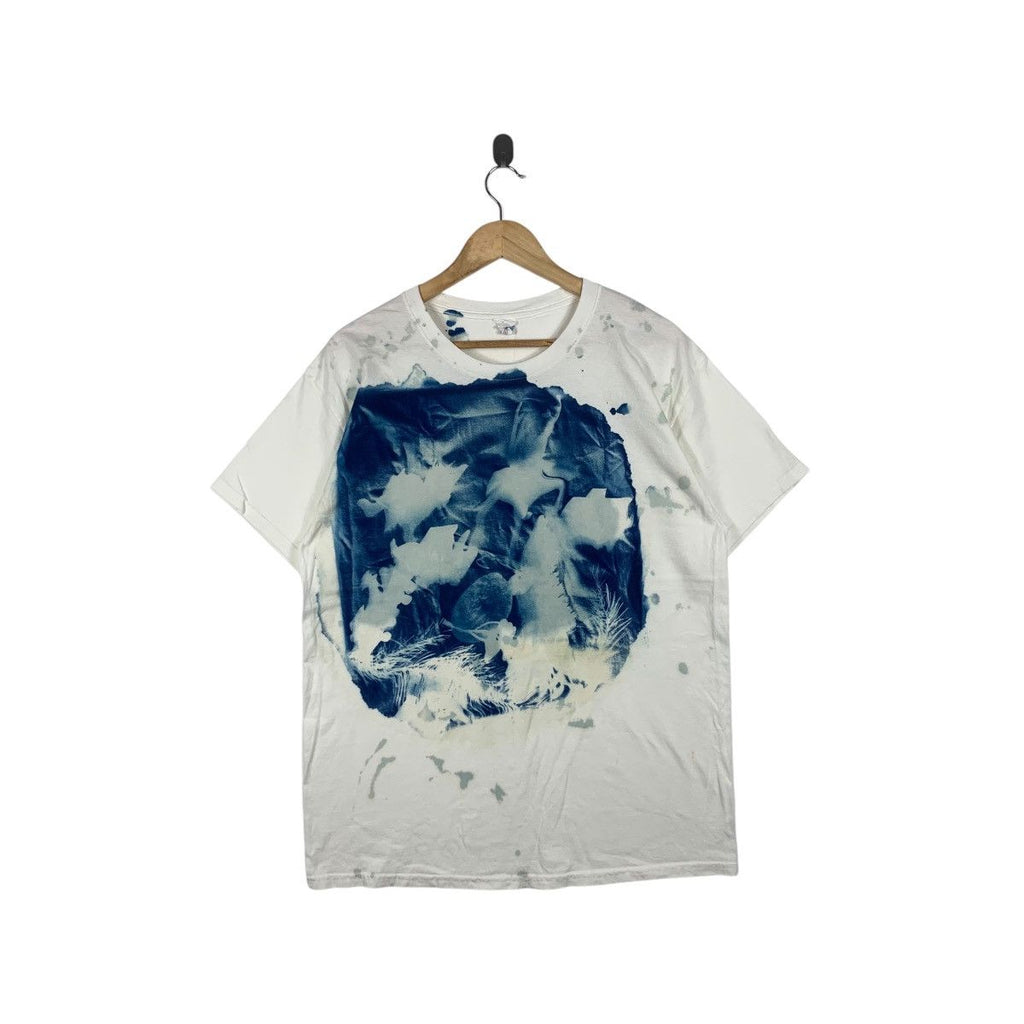 Vintage HANES HAND PRINT Artwork Illustration Smoke Tee Shirt Top Abstract Design
