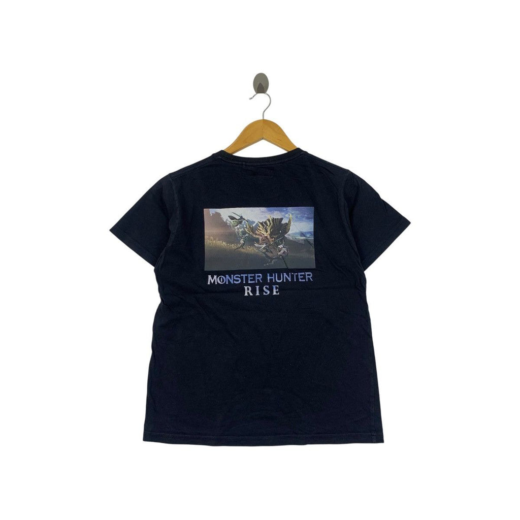 UNIQLO x MONSTER HUNTER RISE Video Game Tee Shirt Top Collaboration Capcom Action Role Playing