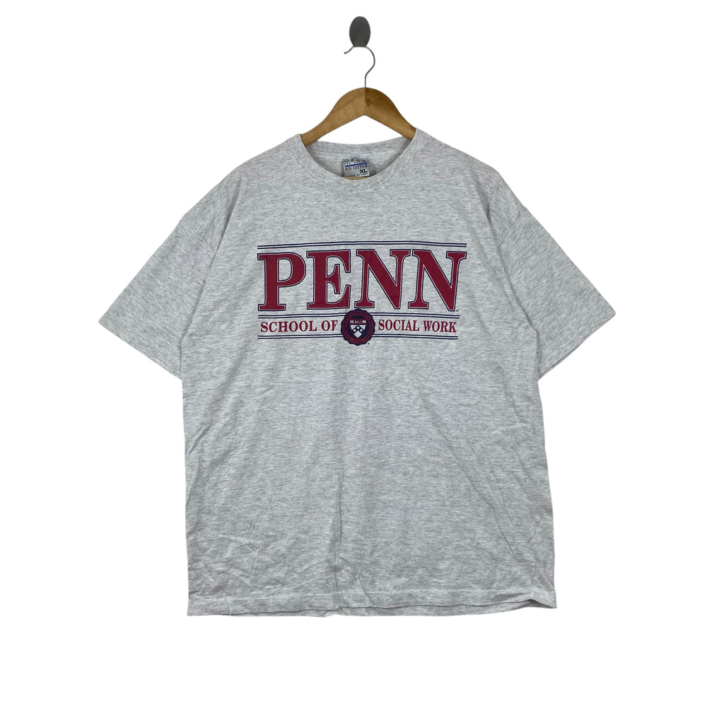 Vintage PENN UNIVERSITY School of Social Work Graphic Tee Shirt College University Casual